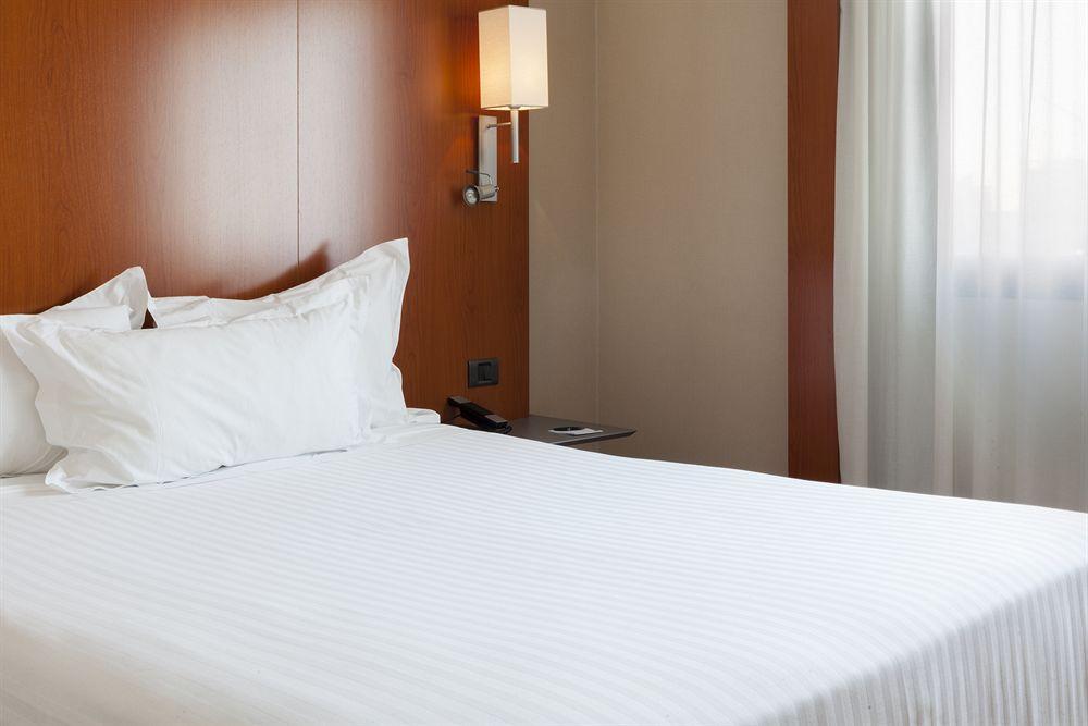 Ac Hotel Murcia By Marriott Exterior photo