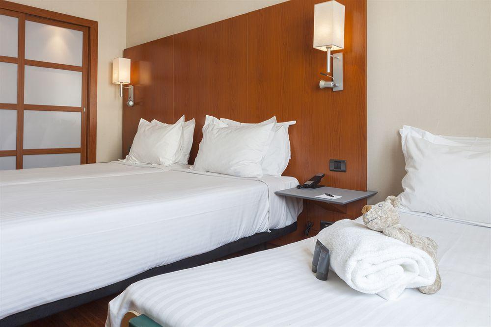 Ac Hotel Murcia By Marriott Exterior photo